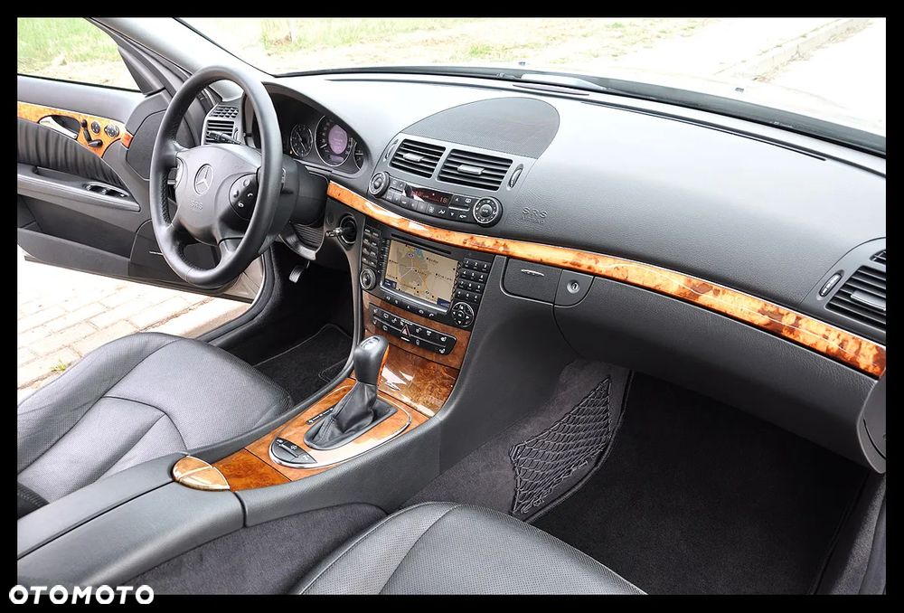 Mercedes-Benz Klasa E 500 T Avantgarde - 5