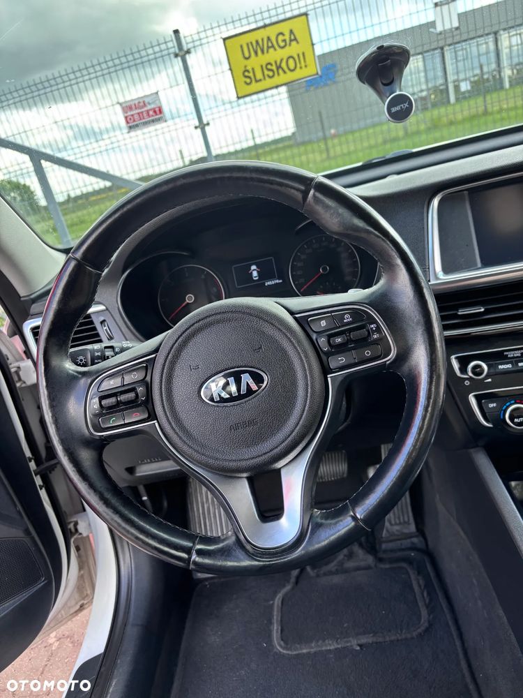 Kia Optima 1.7 CRDI L DCT - 22