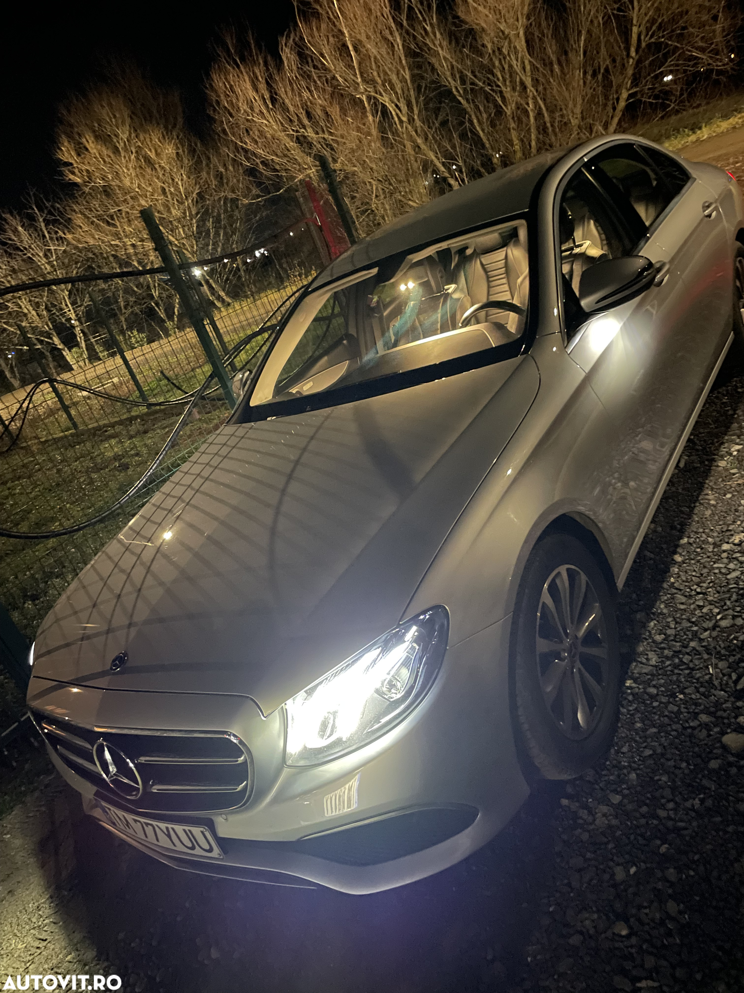 Mercedes-Benz E - 21