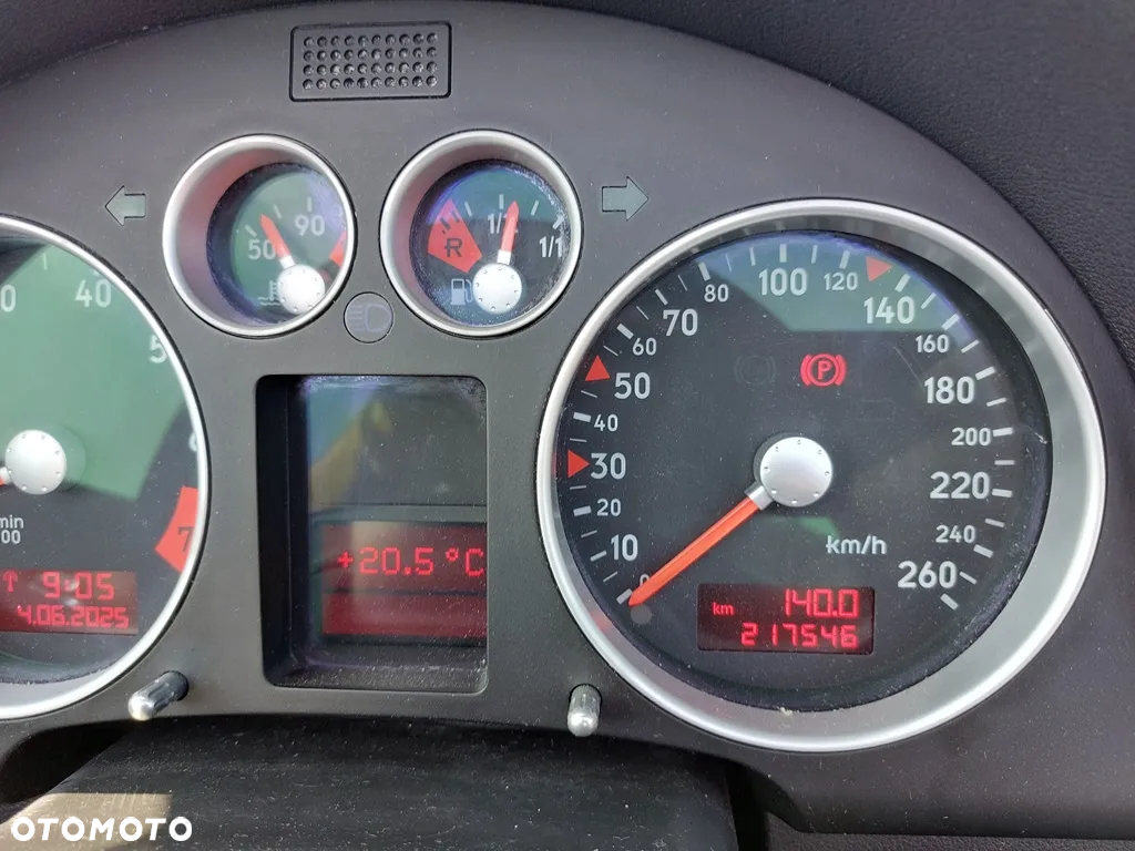 Audi TT Coupé Roadster 1.8 T - 11