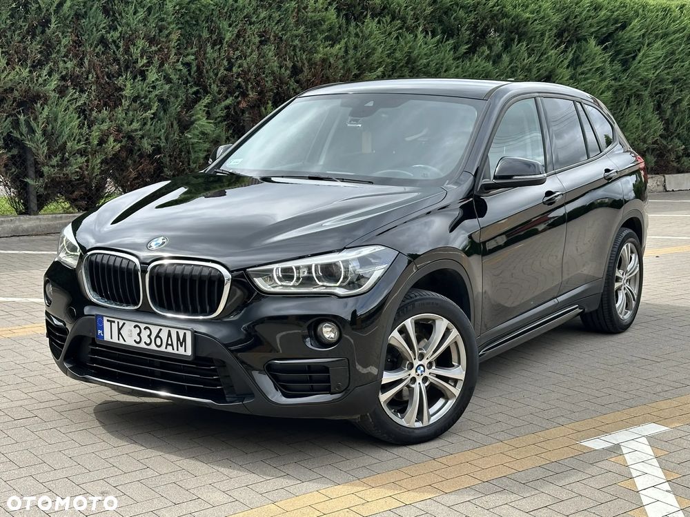 BMW X1 xDrive18d Sport Line - 1