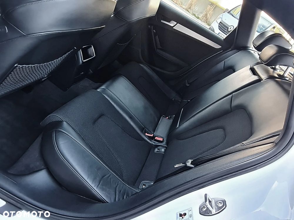 Audi A4 Avant 2.0 TDI S tronic quattro design - 17