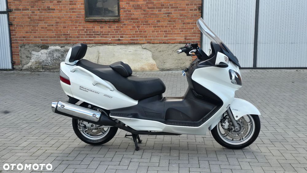 Suzuki Burgman - 8