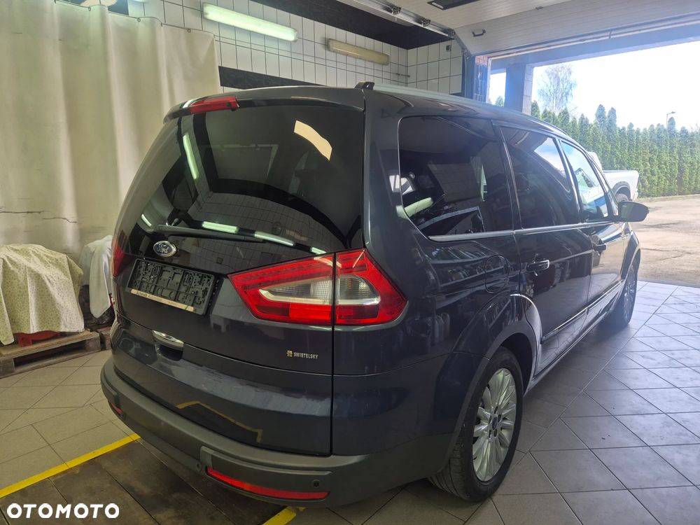 Ford Galaxy 2.2 TDCi Titanium - 3