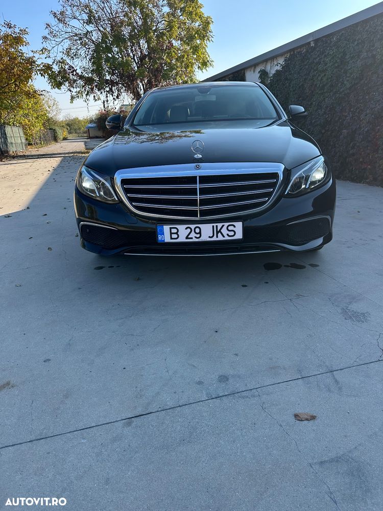 Mercedes-Benz E 220 d Aut. - 1