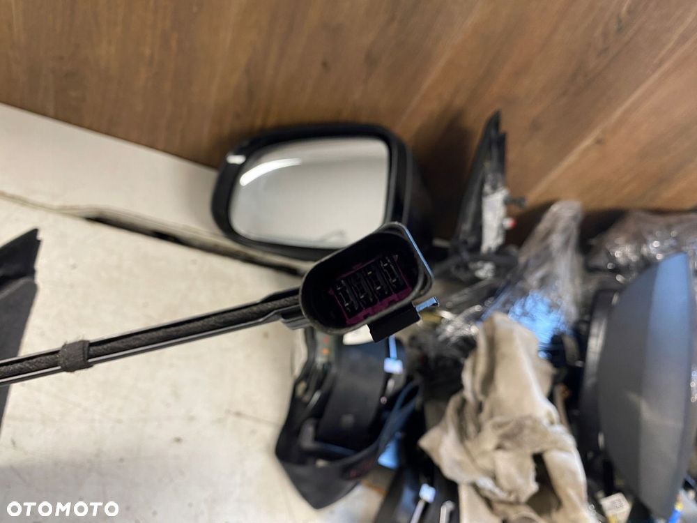 VW UP LUSTERKO LEWE 7 PIN - 10