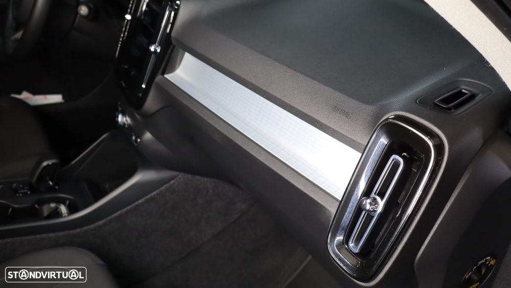 Volvo C40 - 10