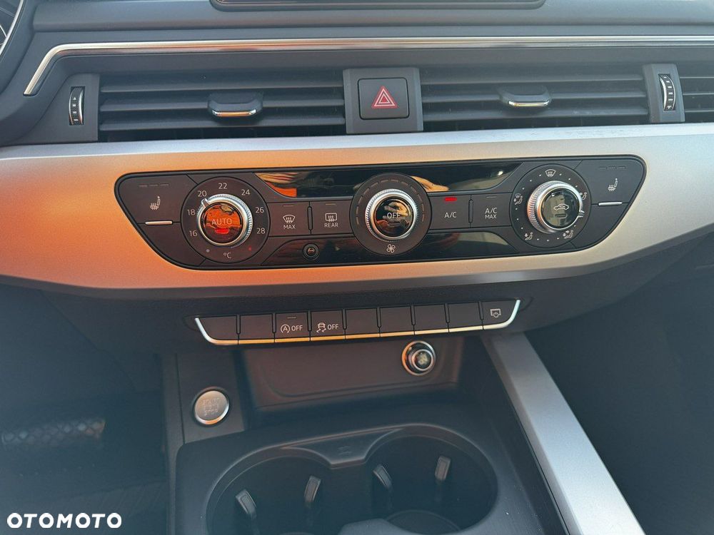 Audi A4 Avant 2.0 TDI S tronic - 33