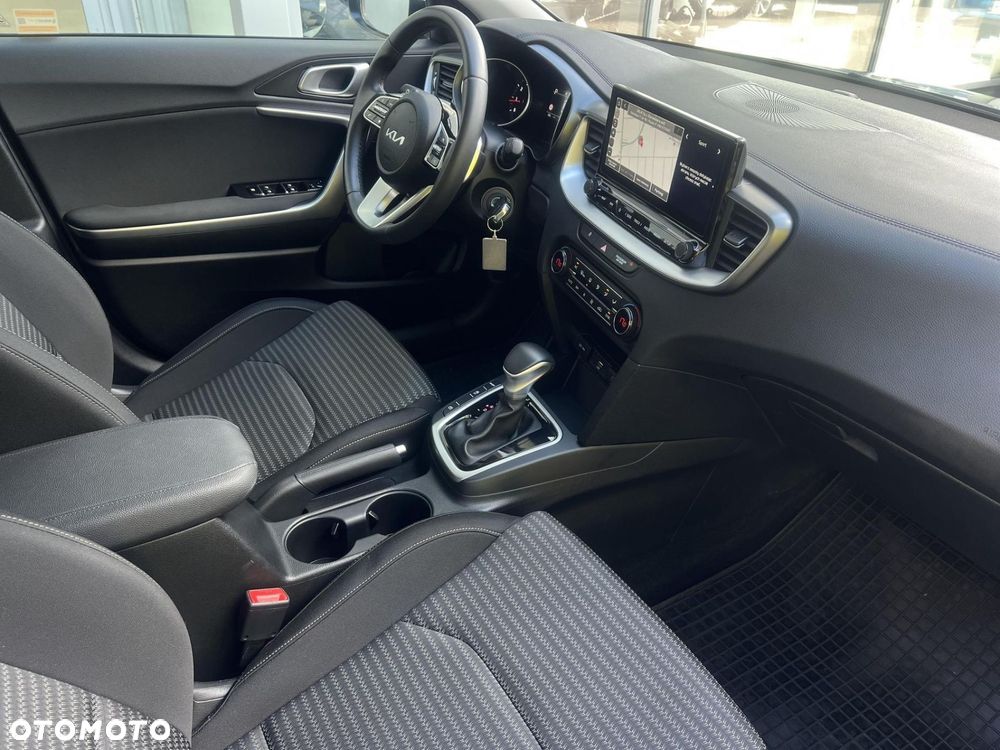 Kia Ceed 1.5 T-GDI M DCT - 28