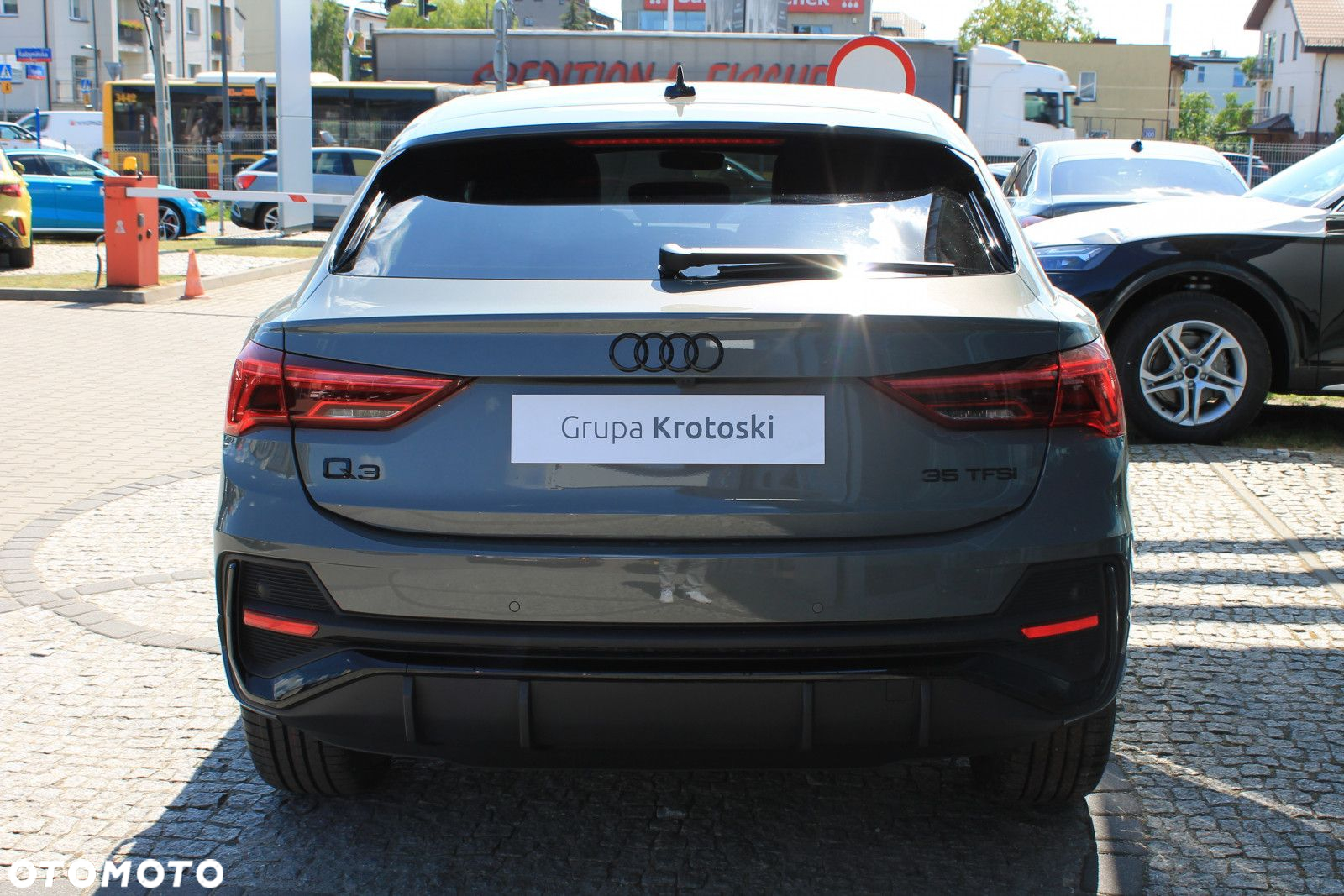 Audi Q3 Sportback - 4