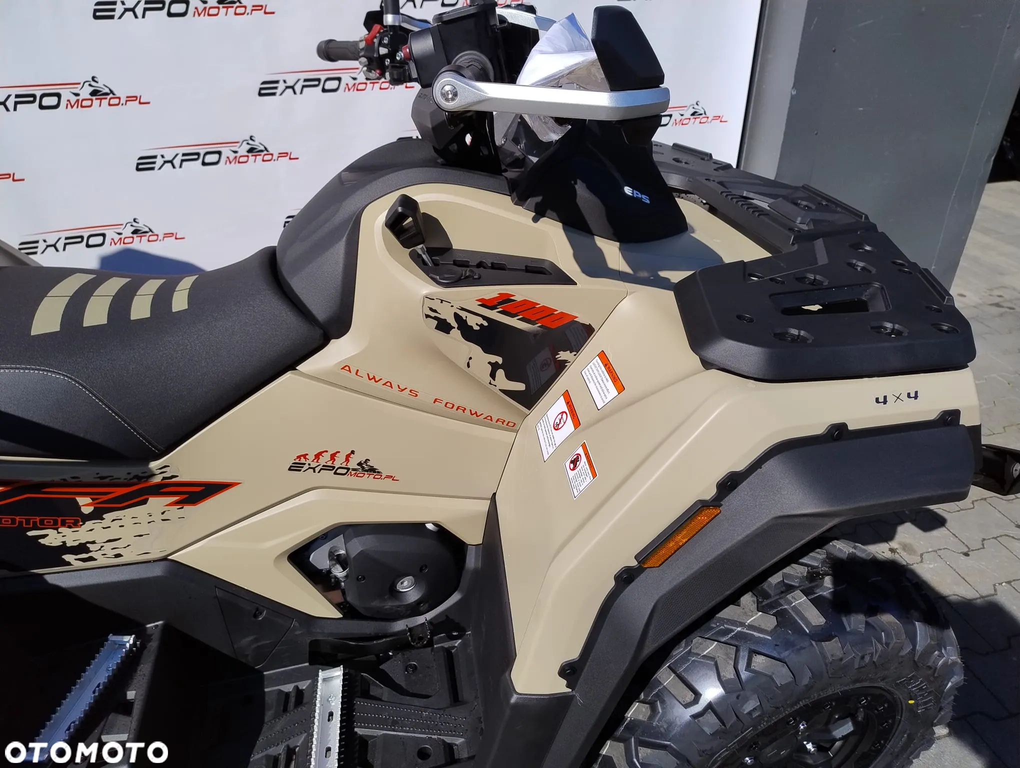 QJMOTOR SFA 1000 - 8