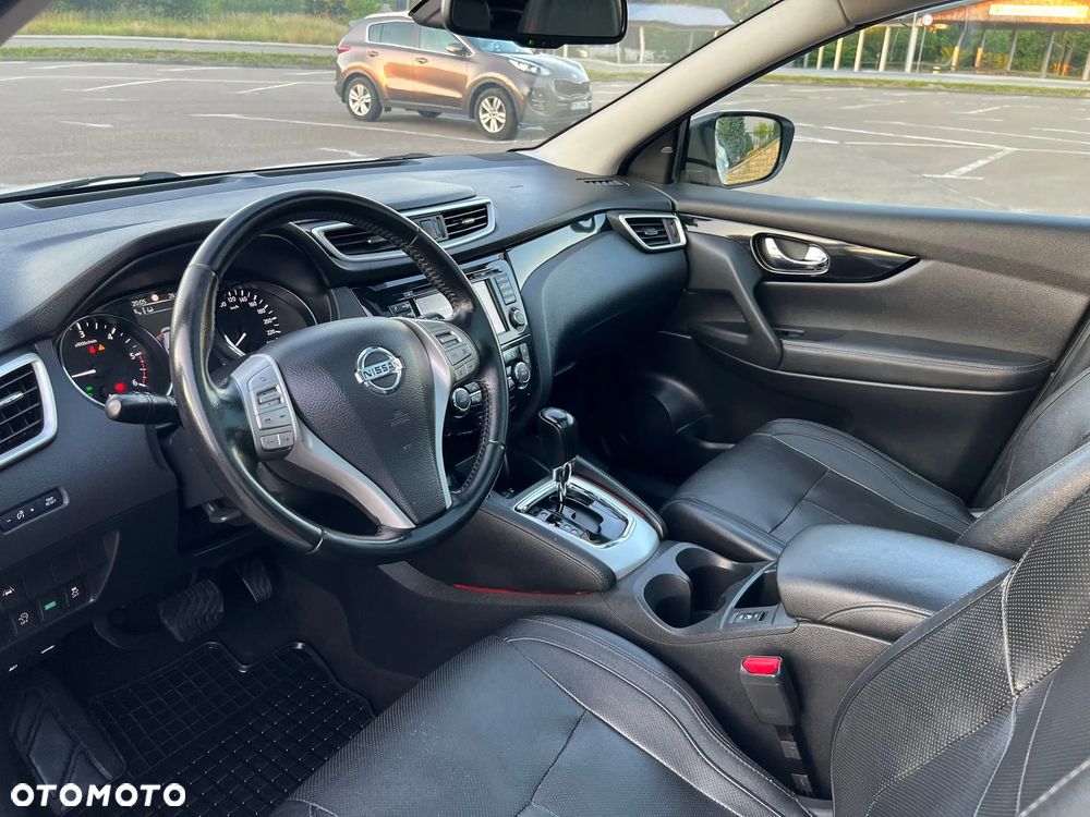 Nissan Qashqai 1.6 DCi Xtronic ACENTA - 26