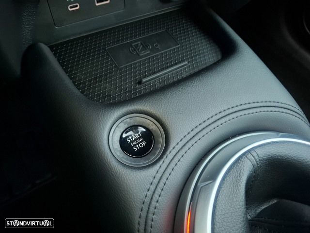 Nissan Juke 1.0 DIG-T N-Connecta NAV. - 25