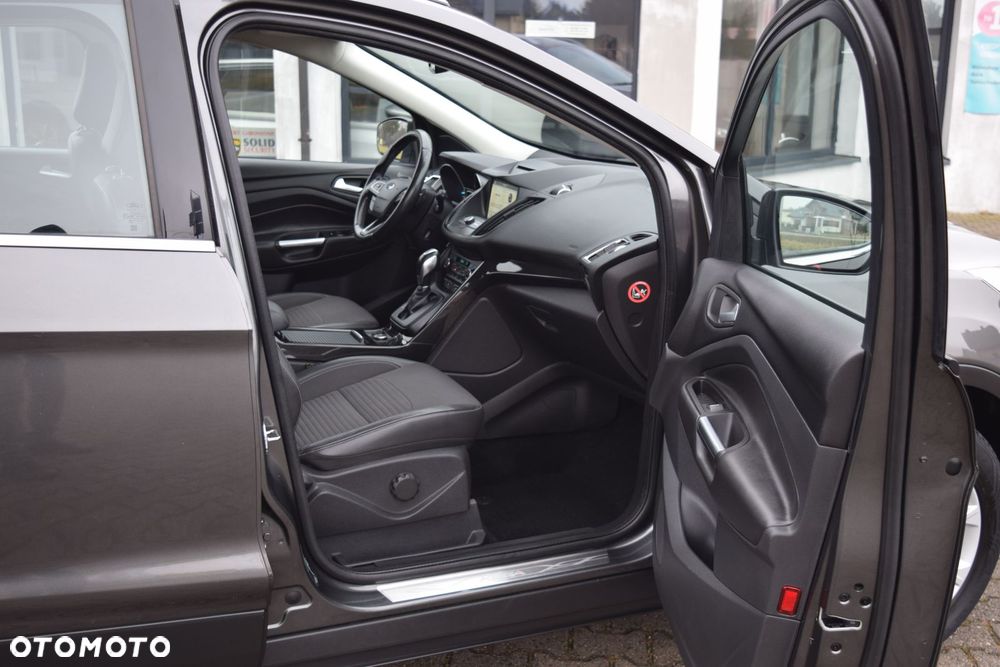 Ford Kuga 2.0 TDCi 4x4 Titanium - 19