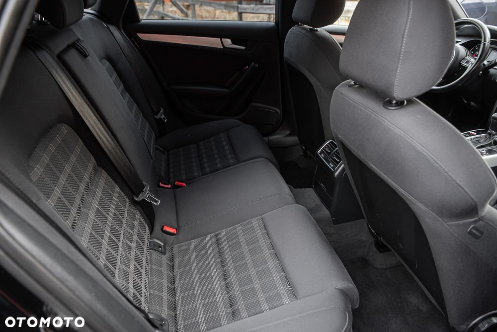 Audi A4 Avant 2.0 TDI ultra S tronic sport - 31