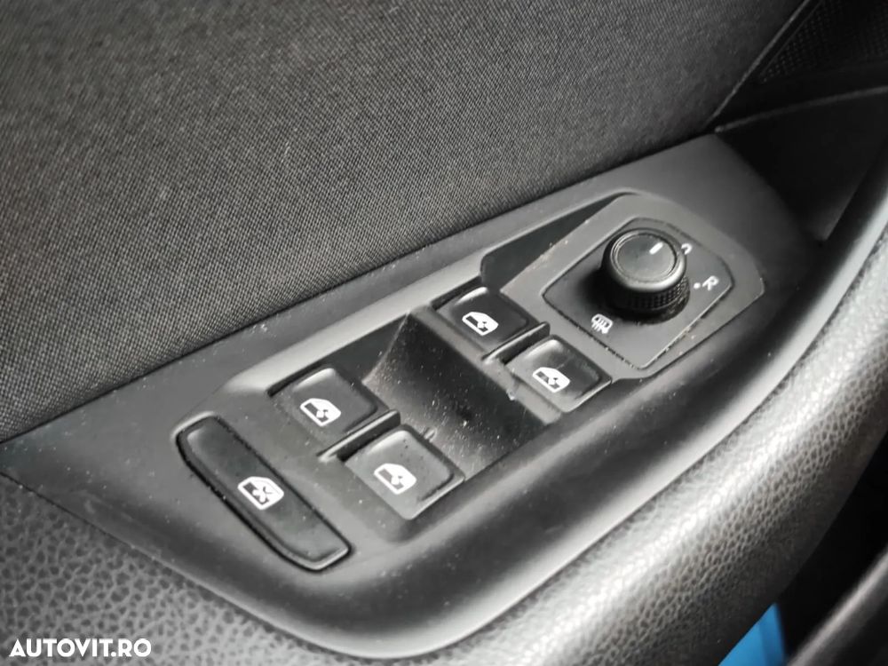Volkswagen Passat 1.5 TSI ACT DSG Advance - 31