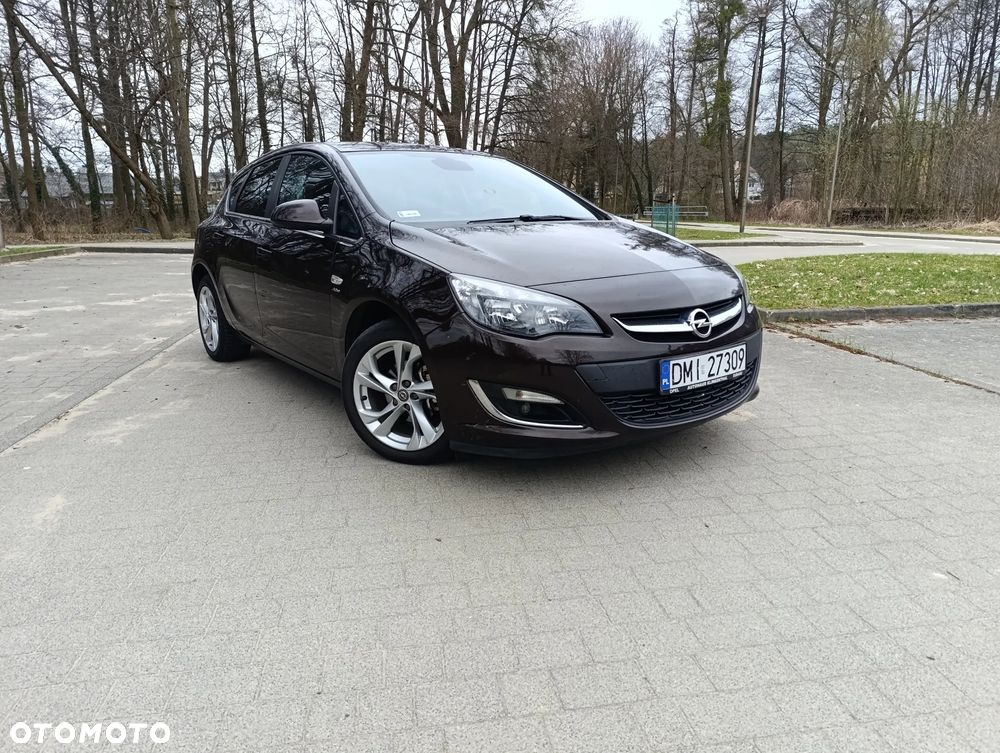 Opel Astra 1.4 Turbo Active - 24