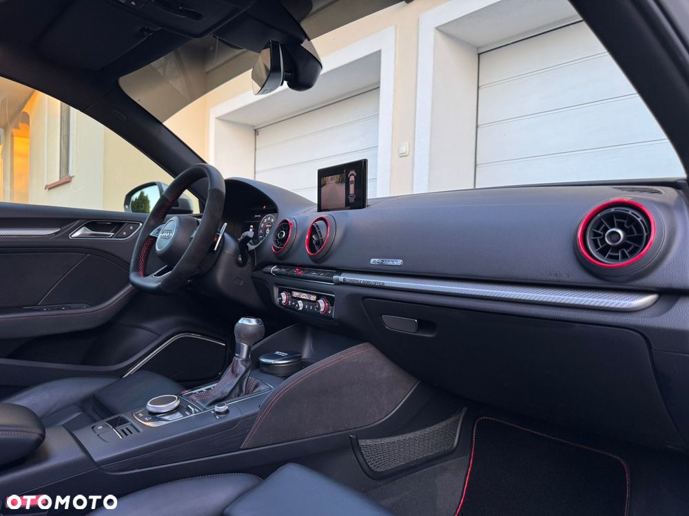 Audi RS3 Sportback S tronic - 29