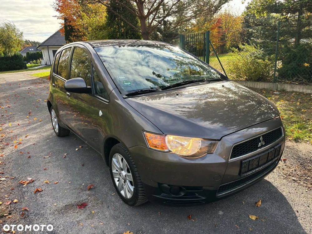 Mitsubishi Colt 2011 photo 4