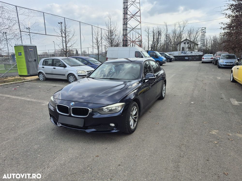 BMW Seria 3 318d Aut. - 4
