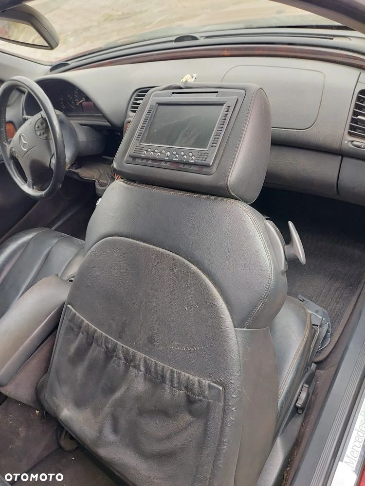 Mercedes-Benz CLK - 6