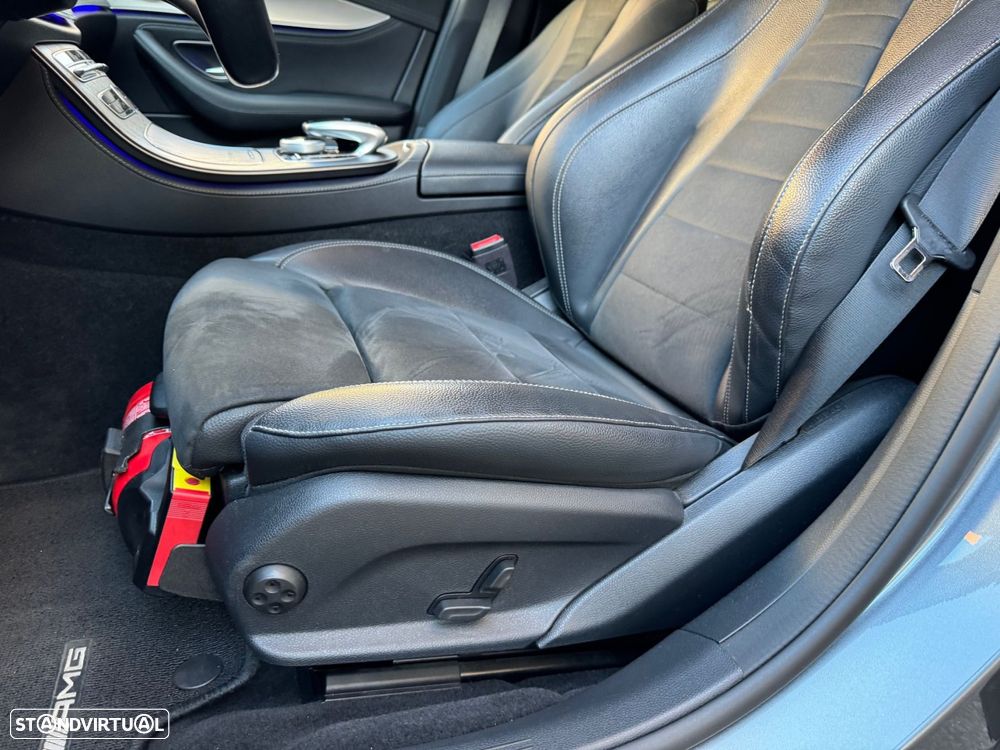 Mercedes-Benz E 300 - 24