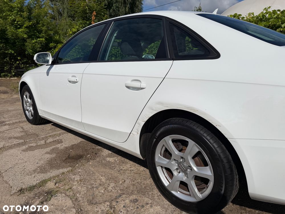 Audi A4 Limousine - 6