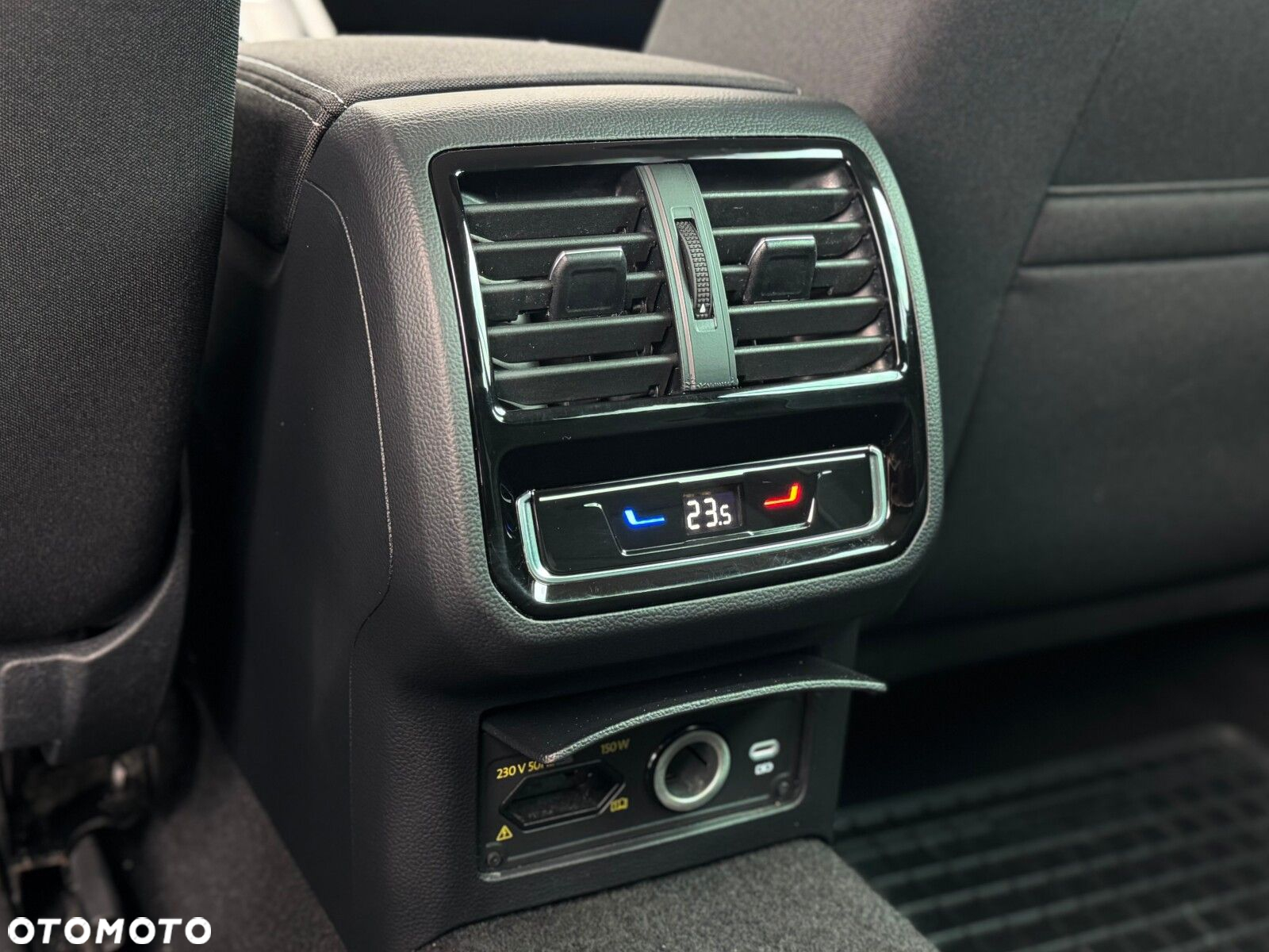 Volkswagen Passat 2.0 TSI Business DSG - 17