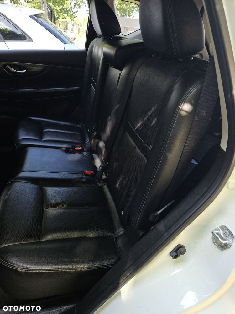 Nissan X-Trail 1.6 DCi Xtronic Tekna - 23