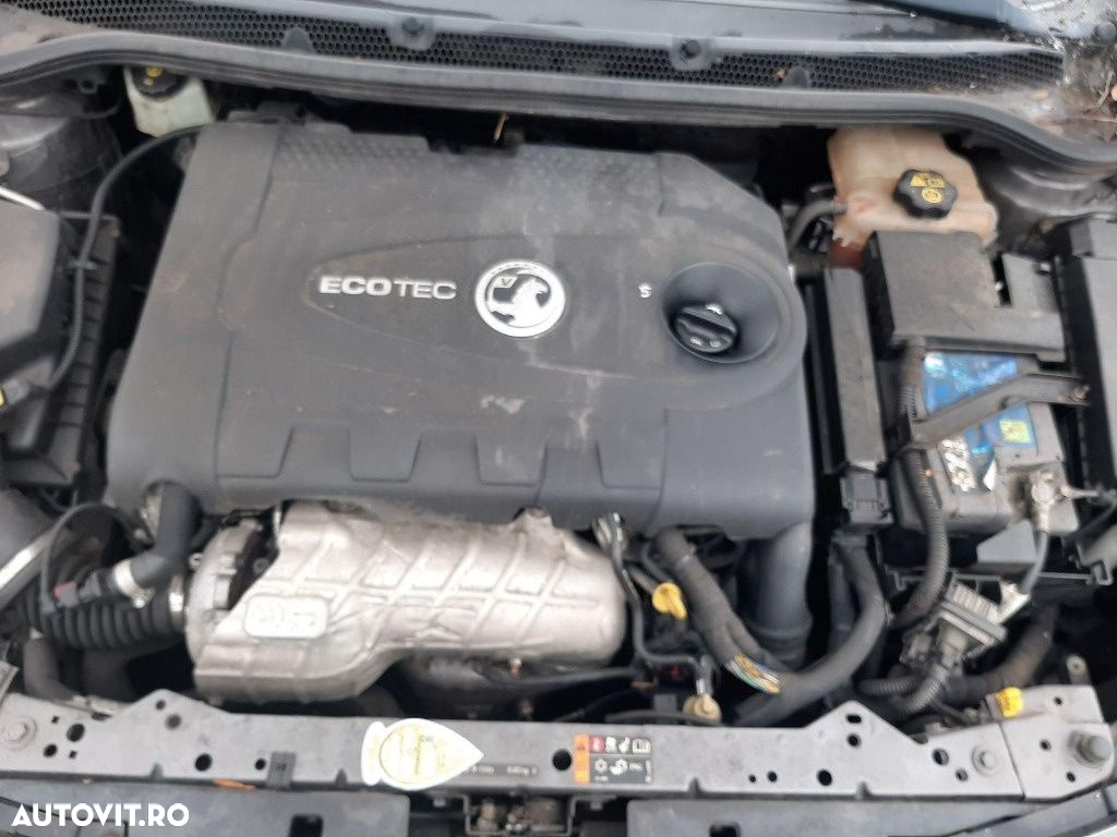 CD player Opel Astra J 2011 Hatchback 2.0 CDTI - 11