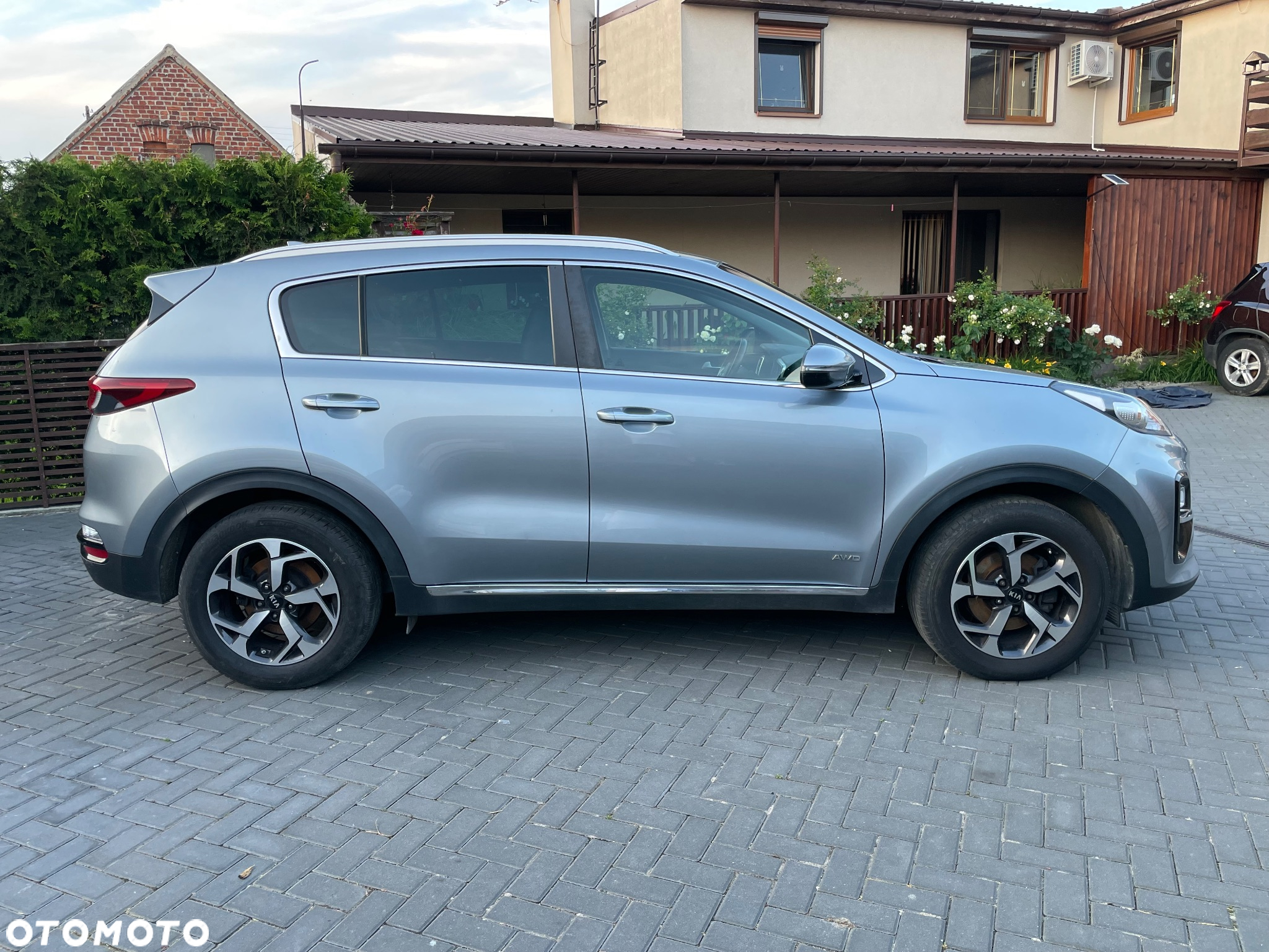 Kia Sportage 1.6 CRDI AWD Eco-Dynamics+ (48V M-H) SPIRIT - 3