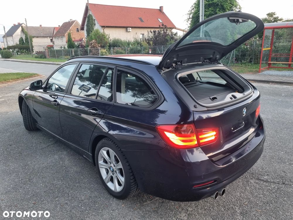 BMW Seria 3 335d Touring xDrive Edition M Sport Shadow - 20