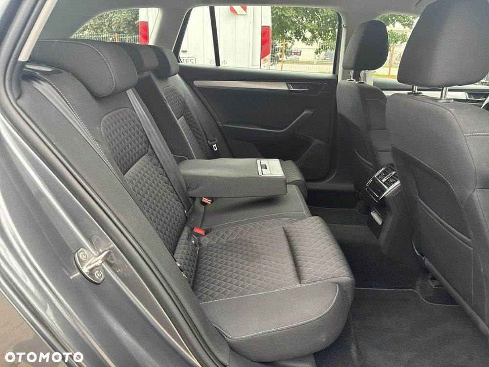 Skoda Superb - 18
