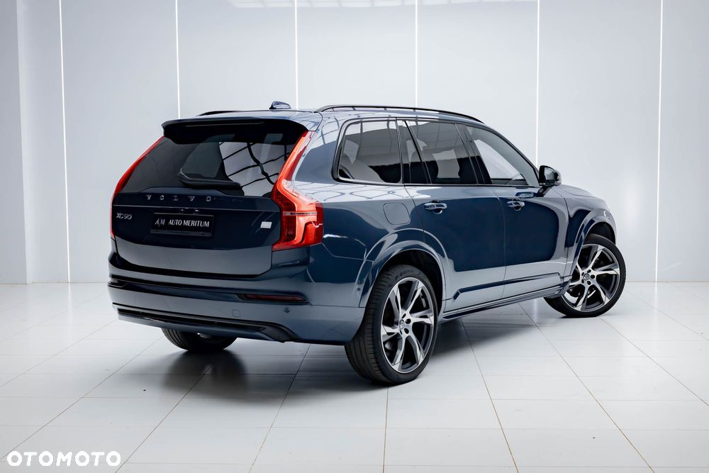 Volvo XC 90 T8 AWD Plug-In Hybrid R-Design 7os - 7