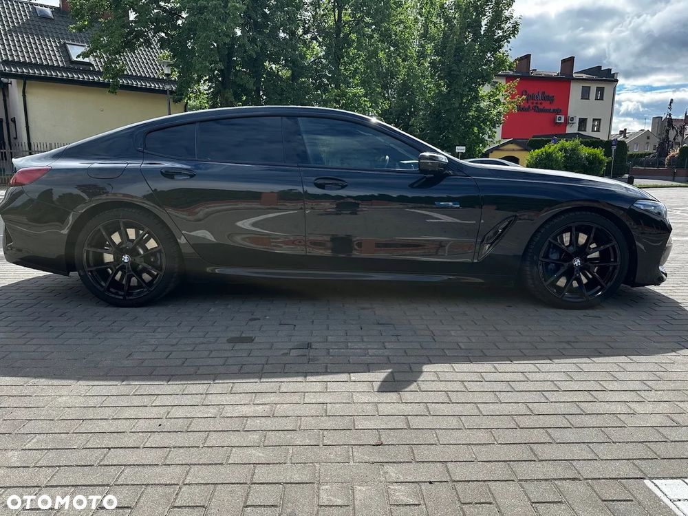 BMW Seria 8 - 13