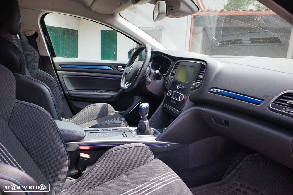 Renault Mégane 1.5 dCi GT Line - 11