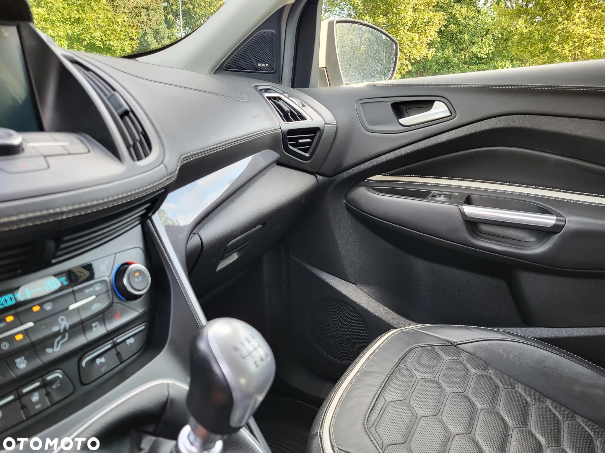 Ford Kuga Vignale 1.5 EcoBoost FWD - 14