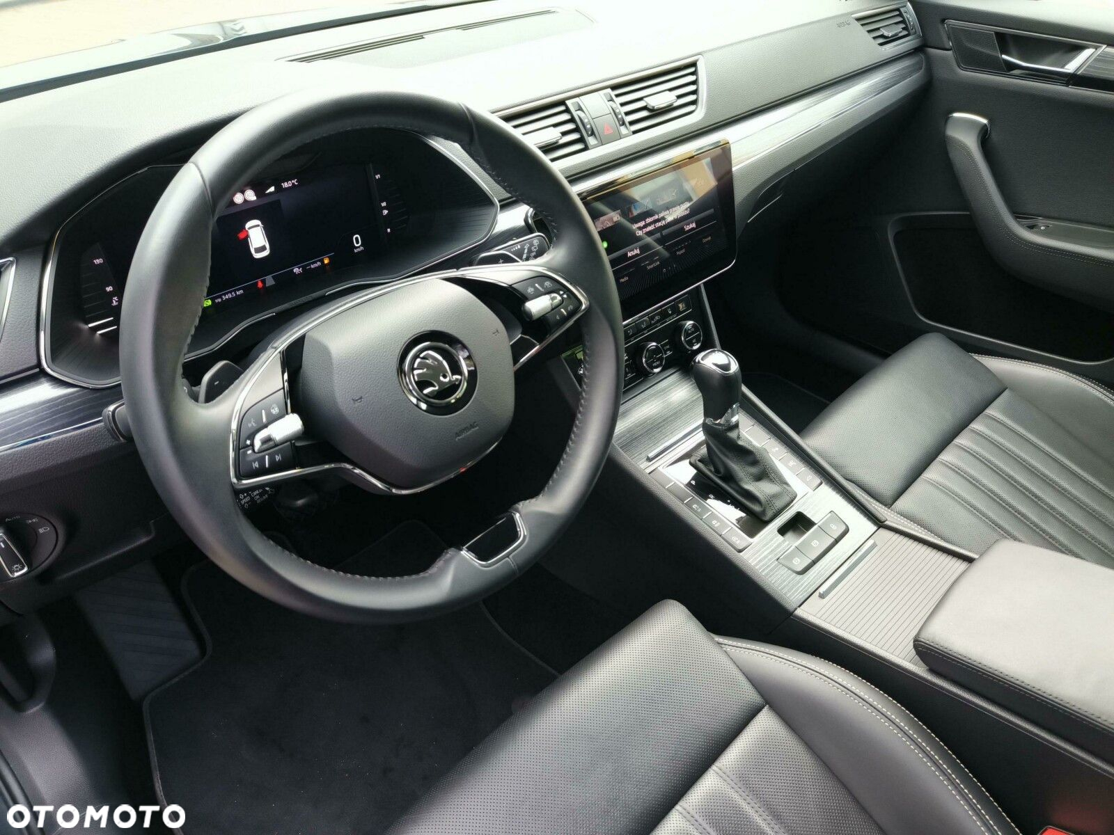 Skoda Superb 2.0 TDI SCR Style DSG - 9
