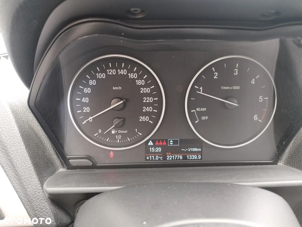 BMW Seria 1 118d DPF - 15