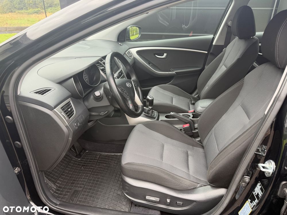 Hyundai i30 blue 1.6 GDI YES Gold - 23
