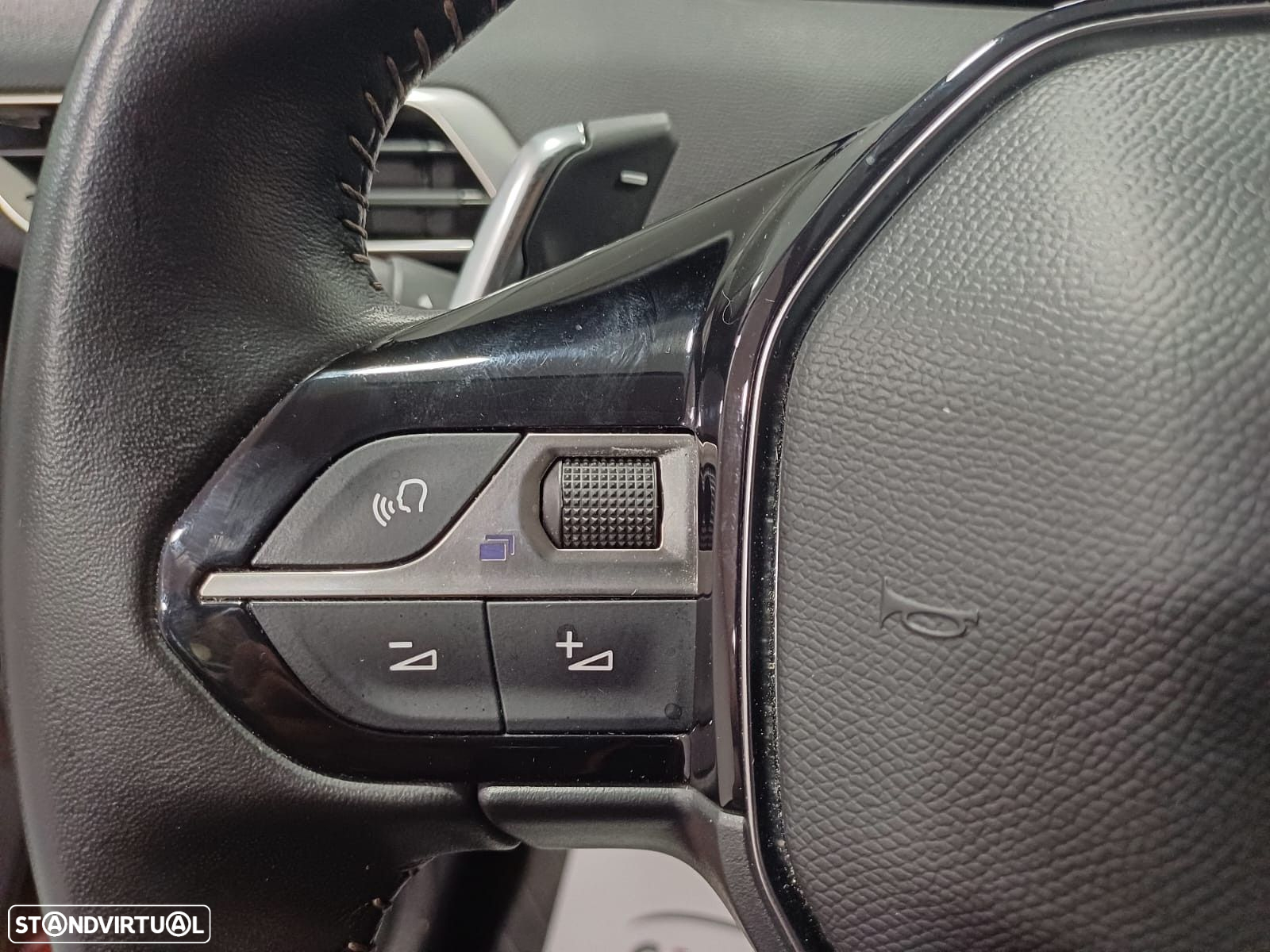 Peugeot 3008 1.5 BlueHDi Allure EAT8 - 16