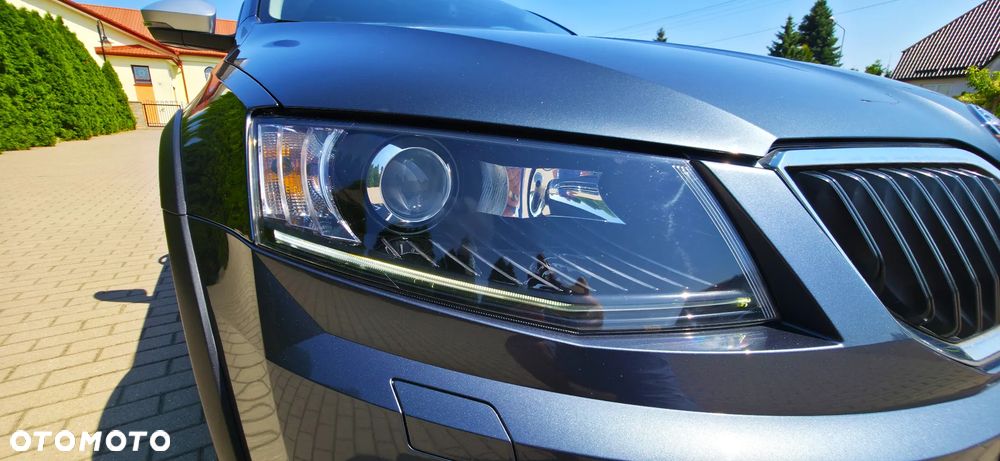 Skoda Octavia 2.0 TDI 4x4 DSG Scout - 20