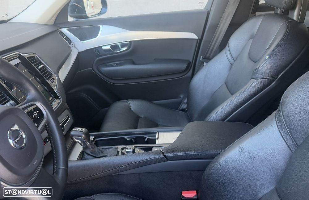 Volvo XC 90 - 31