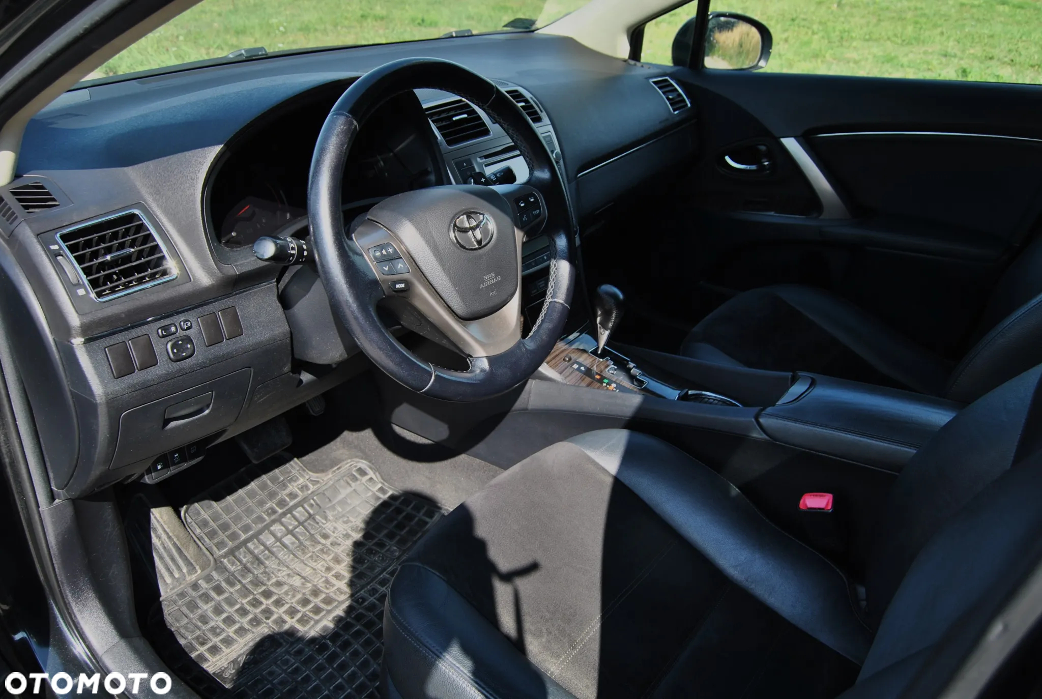 Toyota Avensis Combi 2.0 Multidrive S Executive - 5