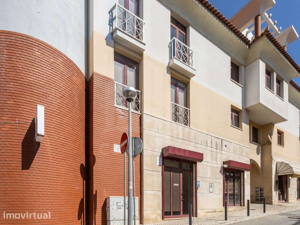Apartamento T2+1 no Centro Histórico de Sesimbra - A 50 m da Praia - Grande imagem: 2/34
