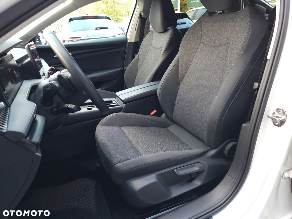 Skoda Superb 2.0 TDI SCR Essence DSG - 25