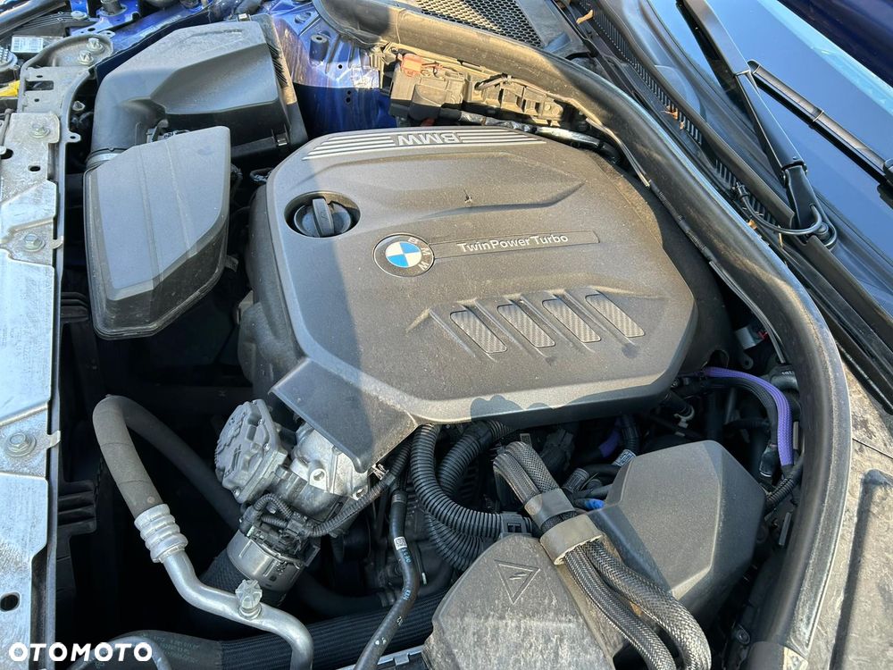BMW Seria 3 320d M Sport - 9