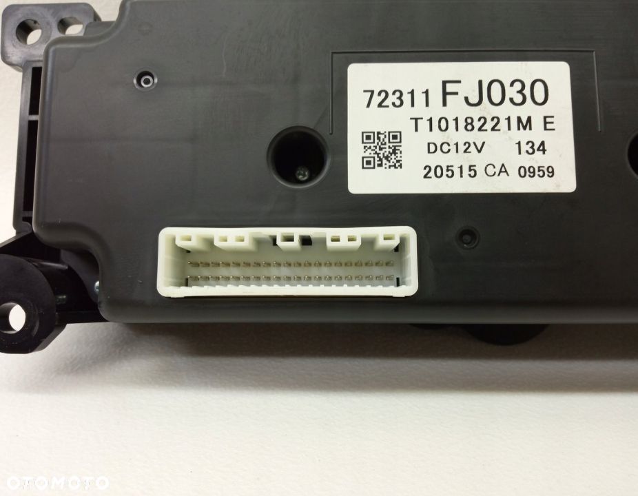 PANEL STEROWANIA NAWIEWU SUBARU XV I 72311FJ030 - 7