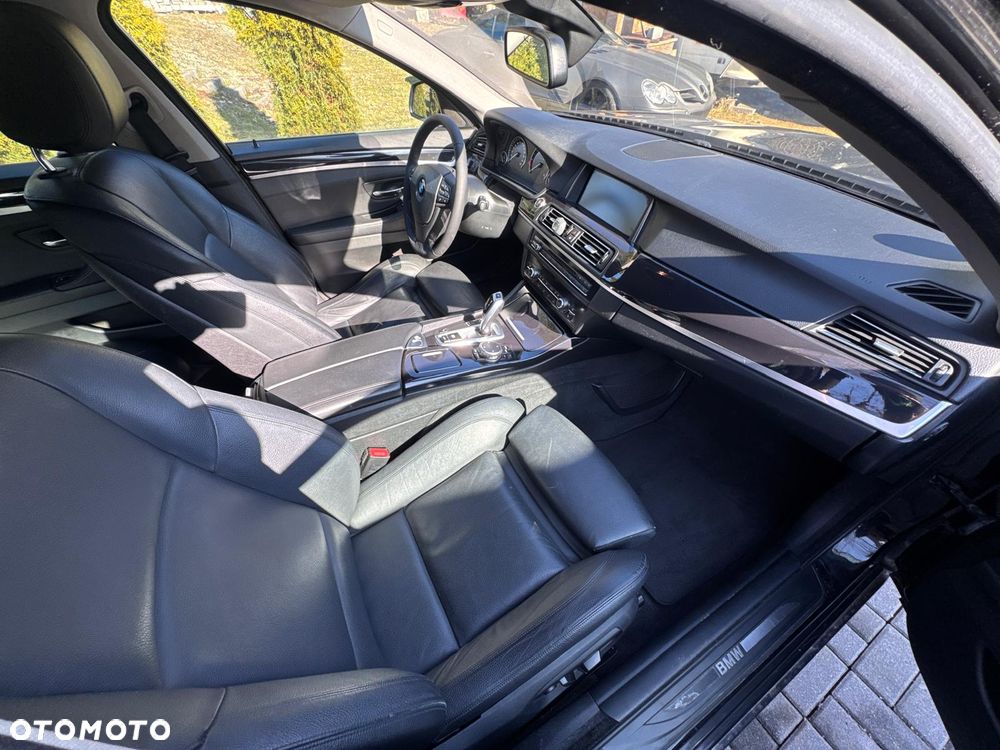 BMW Seria 5 525d Modern Line - 14