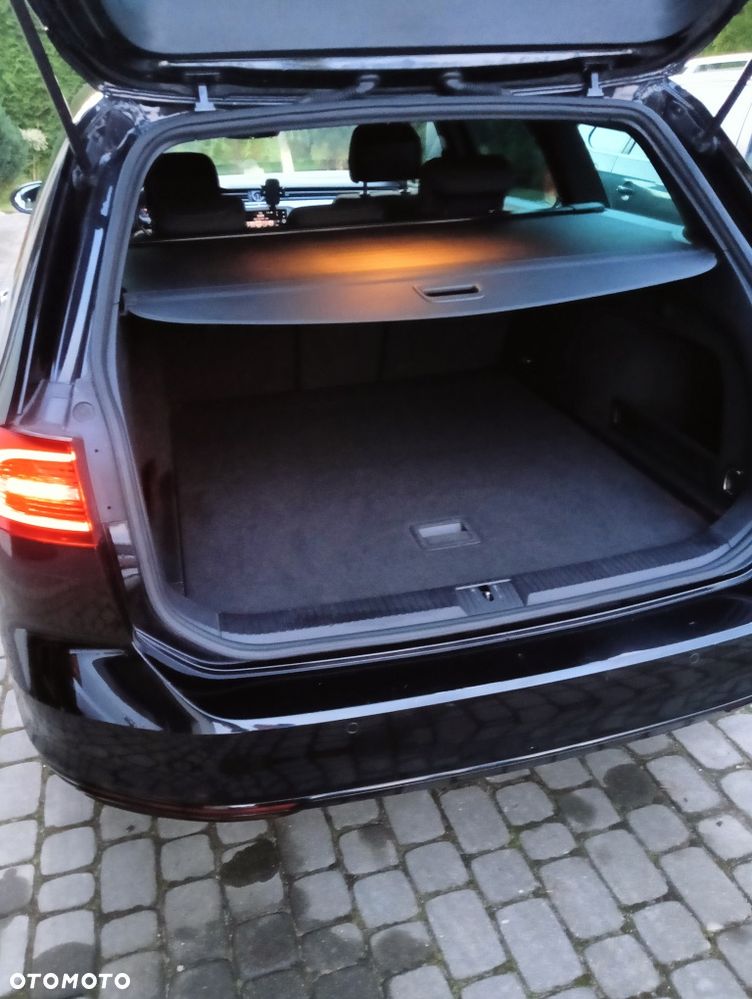Volkswagen Passat - 6